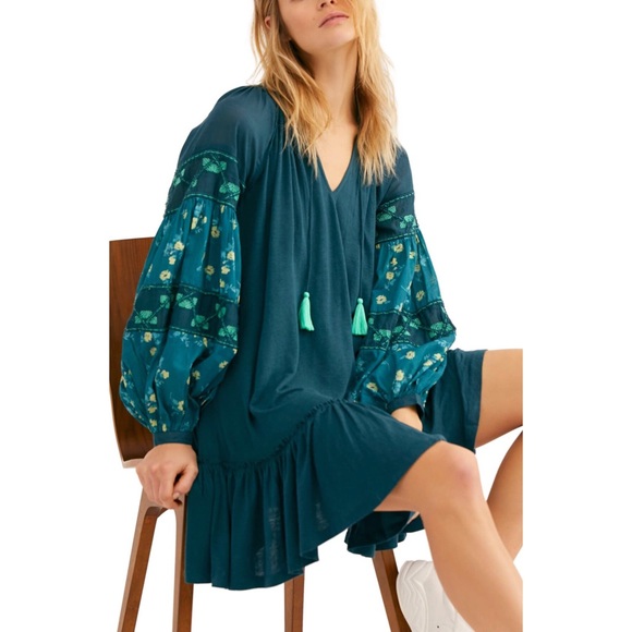 Free People Tops - FREE PEOPLE mix it up jade embroidered tunic